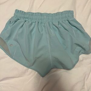 Lululemon blue glow Hotty hot 2.5 inches